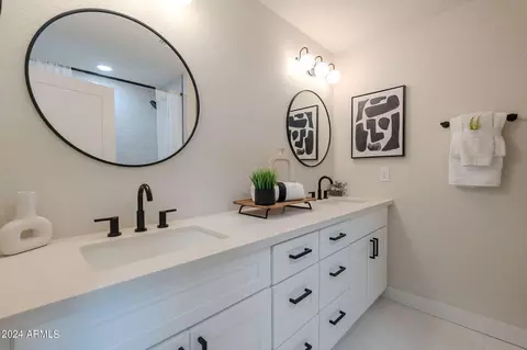 1006 E Julie Dr, Tempe, AZ 85283 photo 32