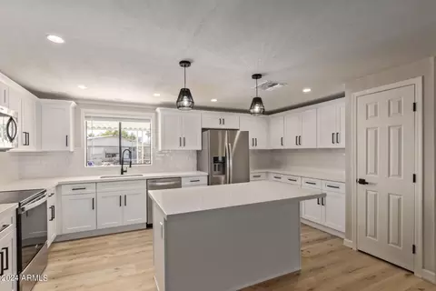 830 S Evangeline Ave, Mesa, AZ 85208