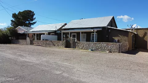 111 N 9th St, Tombstone, AZ 85638