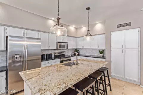 Kitchen - 4376 E Coolbrook Ave, Phoenix, AZ 85032 photo 1 of 4