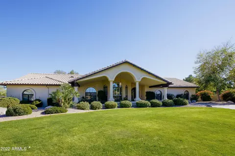 10145 E Charter Oak Rd, Scottsdale, AZ 85260