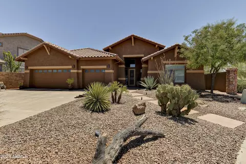 2331 W Laredo Ln, Phoenix, AZ 85085