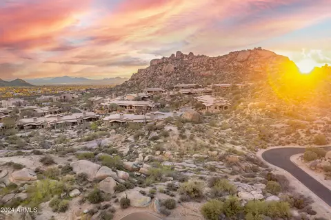 10671 E Hedgehog Pl #5A, Scottsdale, AZ 85262