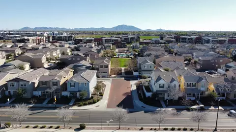 View/Area - 3750 E Robert St, Gilbert, AZ 85295 photo 3 of 5