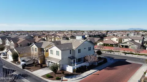 View/Area - 3750 E Robert St, Gilbert, AZ 85295 photo 2 of 5