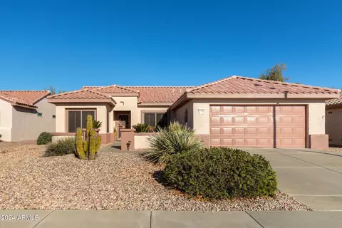 17681 N Saddle Ridge Dr, Surprise, AZ 85374