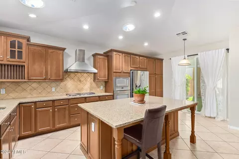 4526 E Bonanza Rd, Gilbert, AZ 85297 photo 11
