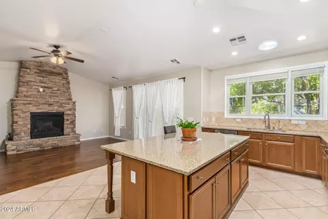 4526 E Bonanza Rd, Gilbert, AZ 85297 photo 13