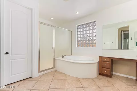 4526 E Bonanza Rd, Gilbert, AZ 85297 photo 17
