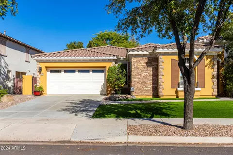 4526 E Bonanza Rd, Gilbert, AZ 85297