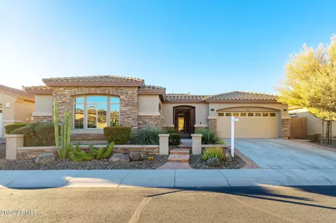 2433 W Hayduk Rd, Phoenix, AZ 85041