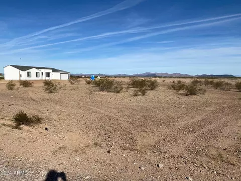 371 W Nn W Roosevelt St N #_, Tonopah, AZ 85354