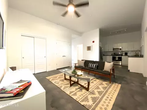 3625 N 16th St, Phoenix, AZ 85016 photo 2