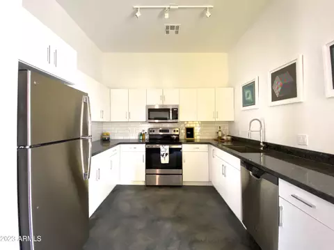 3625 N 16th St, Phoenix, AZ 85016 photo 4
