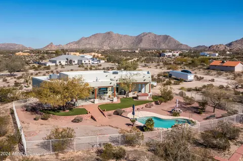 12379 W Waverly Dr, Casa Grande, AZ 85194