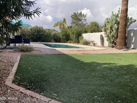 5650 E Greenway St, Mesa, AZ 85205 photo 3