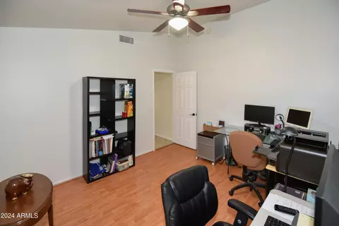 913 E Gary Ln, Phoenix, AZ 85042 photo 44