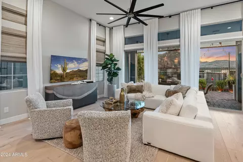38500 N School House Rd #60, Cave Creek, AZ 85331