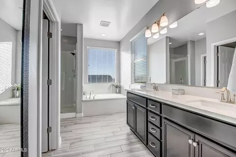 520 E Creosote Dr, Phoenix, AZ 85085 photo 18
