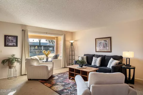 542 S Rochester --, Mesa, AZ 85206
