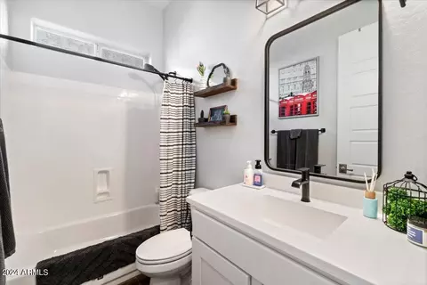 Bath - 1749 N Harper --, Mesa, AZ 85207 photo 2 of 2
