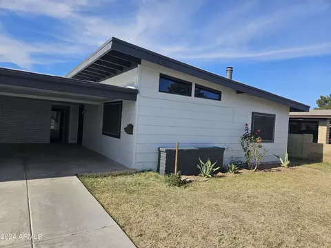 4714 N 40th Dr, Phoenix, AZ 85019 photo 2