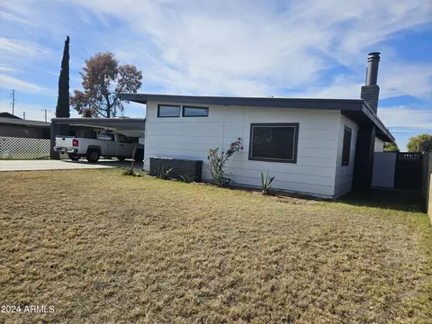 4714 N 40th Dr, Phoenix, AZ 85019 photo 3