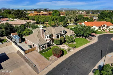 View/Area - 4664 E Grove Cir, Mesa, AZ 85206 photo 3 of 6