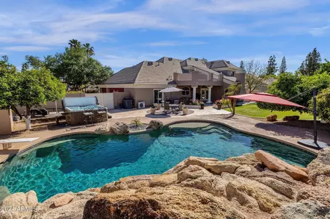 Exterior - 4664 E Grove Cir, Mesa, AZ 85206 photo 11 of 14