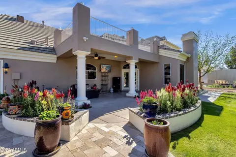 Exterior - 4664 E Grove Cir, Mesa, AZ 85206 photo 5 of 14