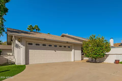 8636 E Garfield St, Scottsdale, AZ 85257