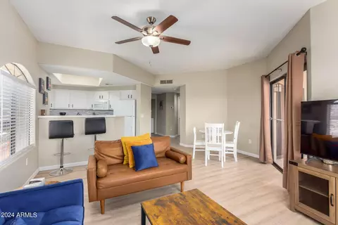 10030 W Indian School Rd #202, Phoenix, AZ 85037