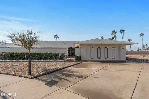 12821 W Desert Glen Dr, Sun City West, AZ 85375