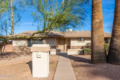 2462 E Glencove St, Mesa, AZ 85213