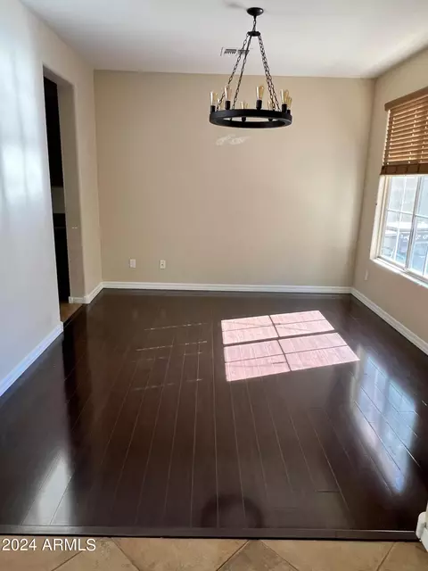 3912 E Half Hitch Pl, Phoenix, AZ 85050 photo 9