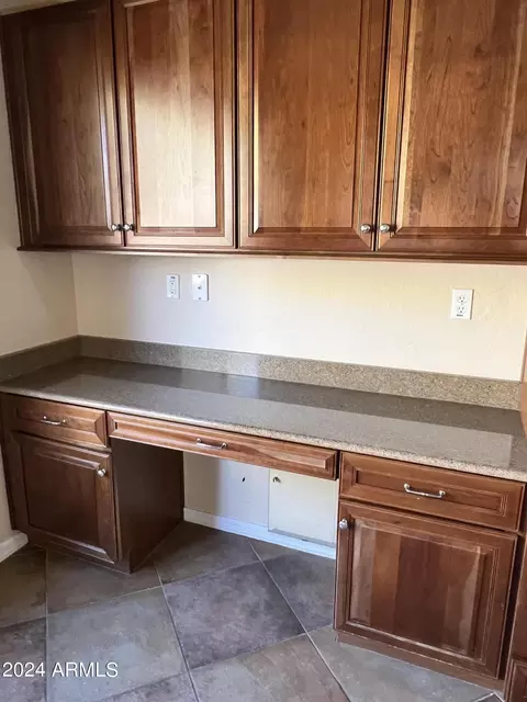 3912 E Half Hitch Pl, Phoenix, AZ 85050 photo 7