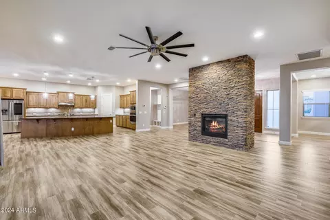 3786 E Chestnut Ln, Gilbert, AZ 85298 photo 3