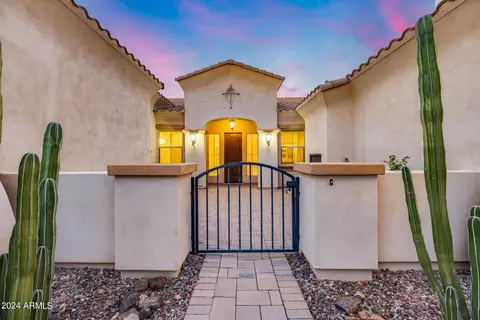 3786 E Chestnut Ln, Gilbert, AZ 85298 photo 10