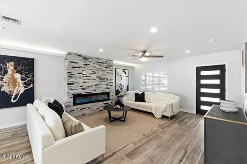 5232 N 14th Pl, Phoenix, AZ 85014 photo 6