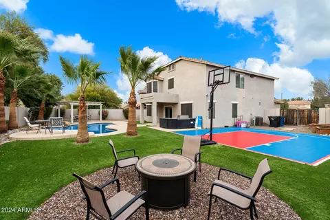4086 S Bandit Ct, Gilbert, AZ 85297