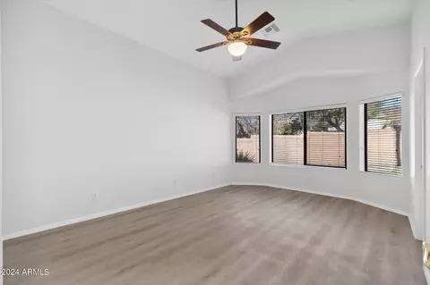 25841 N Singbush Loop, Phoenix, AZ 85083 photo 11