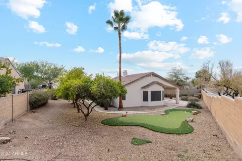 25841 N Singbush Loop, Phoenix, AZ 85083 photo 10