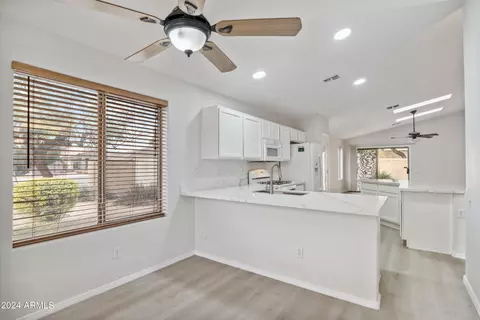 25841 N Singbush Loop, Phoenix, AZ 85083 photo 8