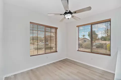 25841 N Singbush Loop, Phoenix, AZ 85083 photo 7
