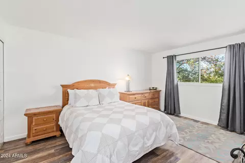 1060 E Carter Dr, Tempe, AZ 85282 photo 11