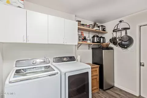 1060 E Carter Dr, Tempe, AZ 85282 photo 23