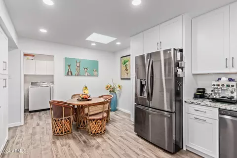 1060 E Carter Dr, Tempe, AZ 85282 photo 7
