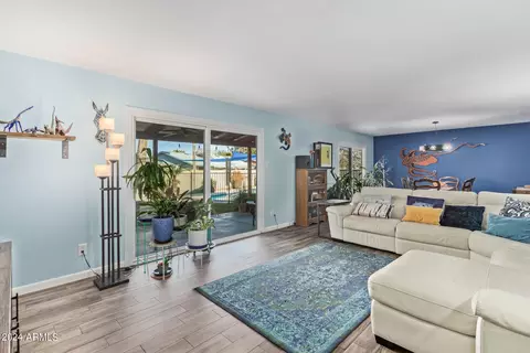 1060 E Carter Dr, Tempe, AZ 85282 photo 5