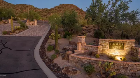 8432 E Sugarloaf Cir #8, Mesa, AZ 85207 photo 2