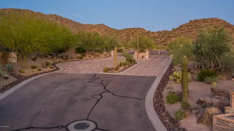 8432 E Sugarloaf Cir #8, Mesa, AZ 85207 photo 3